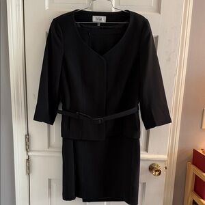 Le Suit Black Long-Sleeve Two-Piece Dress Suit with Belt